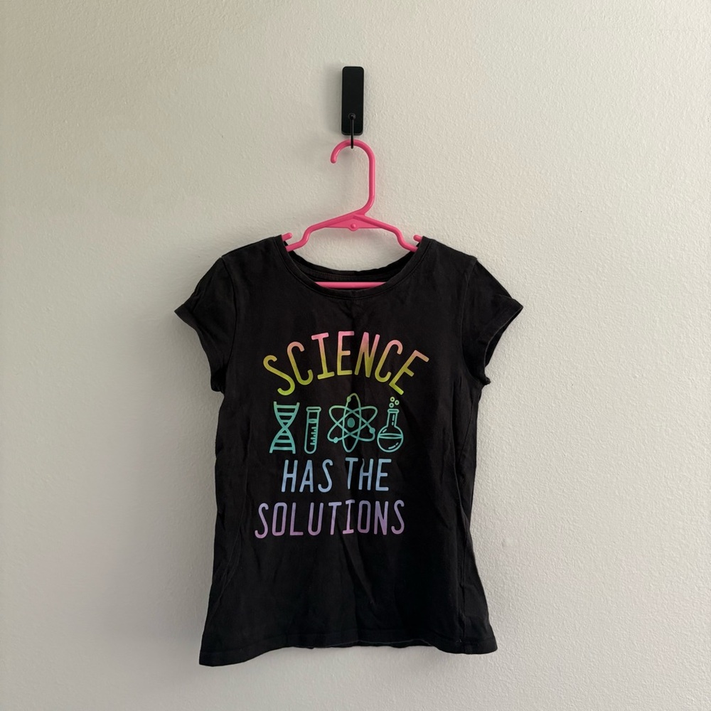 GAP Kids •‎ “Science Has The Solutions” Graphic Tee